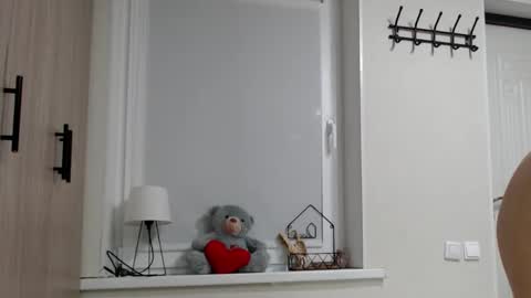 Della online show from 26, 10, 2025