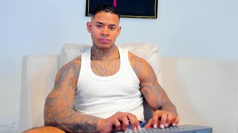 Snapshot of independent_project chatting on 24, 10, 2025 Jacobo online show from 24, 10, 2025