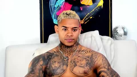 Snapshot of independent_project chatting on 29, 11, 2025 Jacobo online show from 29, 11, 2025