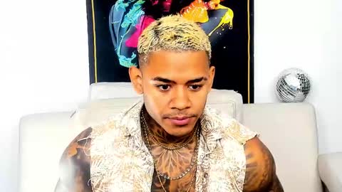 Snapshot of independent_project chatting on 4, 12, 2025 Jacobo online show from 4, 12, 2025