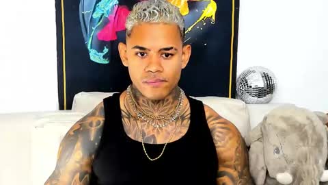 Snapshot of independent_project chatting on 16, 12, 2025 Jacobo online show from 16, 12, 2025