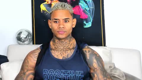 Snapshot of independent_project chatting on 21, 12, 2025 Jacobo online show from 21, 12, 2025