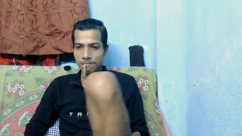 Snapshot of indian_bengali_boy chatting on 9, 9, 2025 Suman Leo online show from 9, 9, 2025