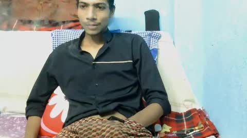 Snapshot of indian_bengali_boy chatting on 15, 9, 2025 Suman Leo online show from 15, 9, 2025