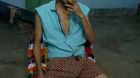 Snapshot of indian_bengali_boy chatting on 27, 10, 2025 Suman Leo online show from 27, 10, 2025