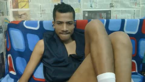 Snapshot of indian_bengali_boy chatting on 19, 12, 2025 Suman Leo online show from 19, 12, 2025