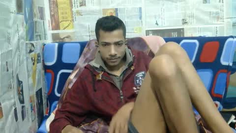 Snapshot of indian_bengali_boy chatting on 21, 12, 2025 Suman Leo online show from 21, 12, 2025