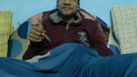 Snapshot of indian_bengali_boy chatting on 15, 1, 2026 Suman Leo online show from 15, 1, 2026