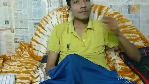 Snapshot of indian_bengali_boy chatting on 14, 2, 2026 Suman Leo online show from 14, 2, 2026