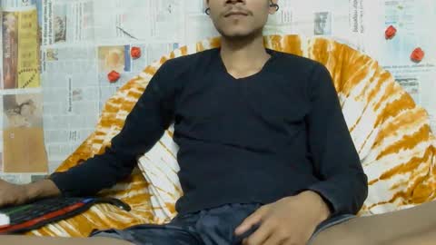 Snapshot of indian_bengali_boy chatting on 17, 2, 2026 Suman Leo online show from 17, 2, 2026