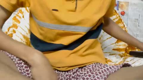 Snapshot of indian_bengali_boy chatting on 4, 3, 2026 Suman Leo online show from 4, 3, 2026