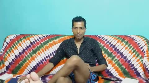 Snapshot of indian_bengali_boy chatting on 22, 3, 2026 Suman Leo online show from 22, 3, 2026