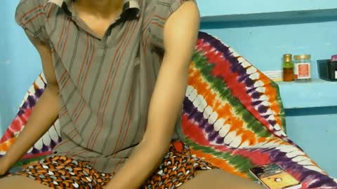 Snapshot of indian_bengali_boy chatting on 1, 4, 2026 Suman Leo online show from 1, 4, 2026