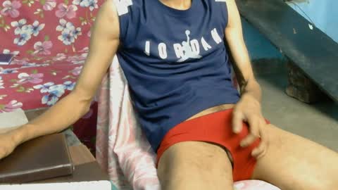 Snapshot of indian_bengali_boy chatting on 7, 4, 2026 Suman Leo online show from 7, 4, 2026