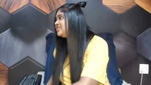 Snapshot of indian_rimmelx chatting on 13, 7, 2026 Melz online show from 13, 7, 2026