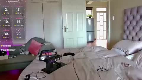 Snapshot of indianbutter999 chatting on 5, 12, 2024 FREE Onlyfans online show from 5, 12, 2024