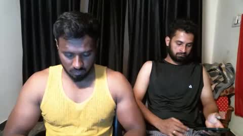 Snapshot of indiandesiguys2023 chatting on 6, 10, 2025 indian guys for you online show from 6, 10, 2025