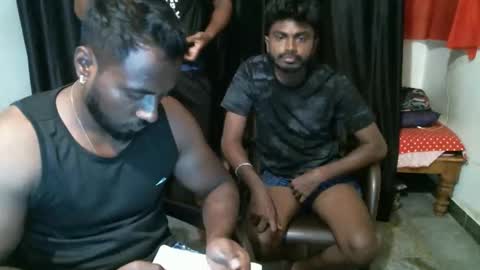 Snapshot of indiandesiguys2023 chatting on 13, 10, 2025 indian guys for you online show from 13, 10, 2025
