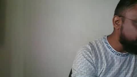 Indian lover online show from 16, 1, 2025