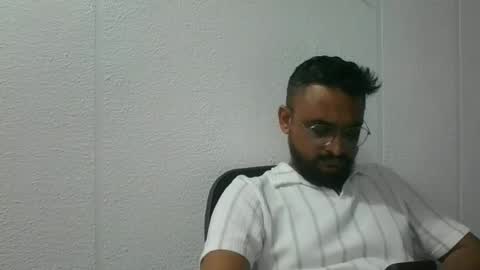 Indian lover online show from 25, 9, 2025