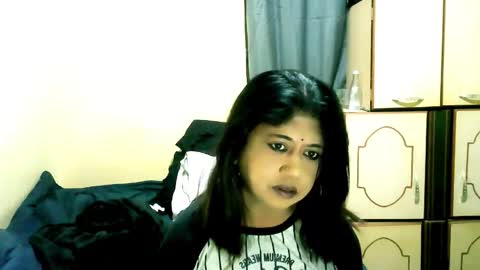 indianpleasures21 online show from 14, 5, 2026