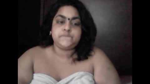 indianpooja1027 online show from 23, 12, 2025