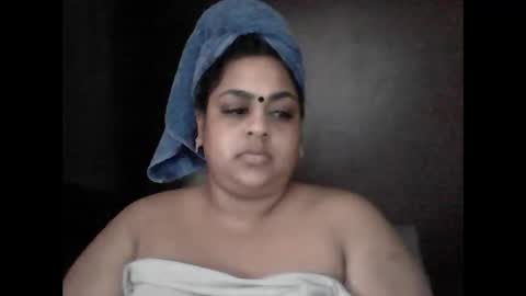 indianpooja1027 online show from 12, 5, 2026