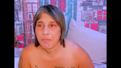 indianroxy27 online show from 4, 12, 2025