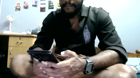 indiansexy_monster online show from 14, 4, 2026