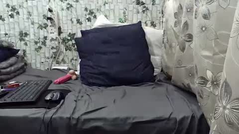 Snapshot of indiantina01 chatting on 15, 1, 2025 tina online show from 15, 1, 2025