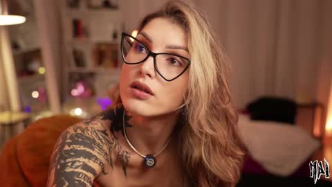 Snapshot of informal_ chatting on 21, 2, 2026 MAL --- online show from 21, 2, 2026