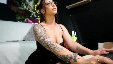 Snapshot of ingadn chatting on 27, 10, 2025 IngAdn online show from 27, 10, 2025