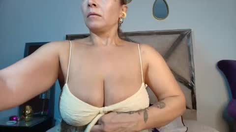            online show from 8, 11, 2025