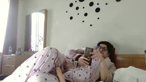 inna46_ online show from 14, 11, 2025