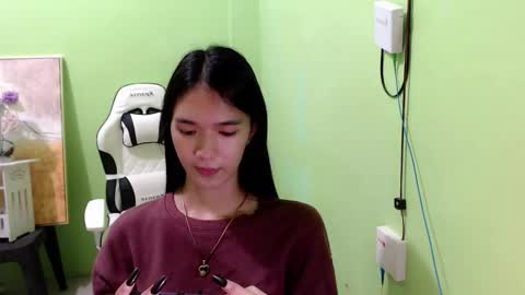 Reign online show from 6, 11, 2025