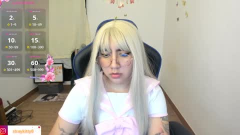 Luna        online show from 10, 4, 2026