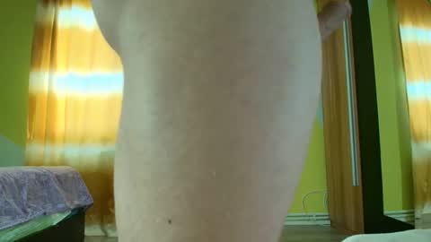 Snapshot of insanephisique chatting on 24, 10, 2025 insanephisique online show from 24, 10, 2025