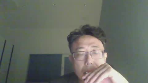 insuclee197641 online show from 4, 2, 2026