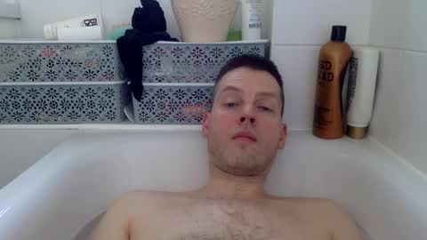 Snapshot of interestedhun chatting on 9, 1, 2025 InterestedHun online show from 9, 1, 2025