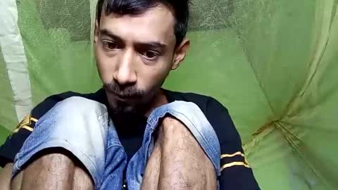 interne8famous online show from 2, 12, 2025