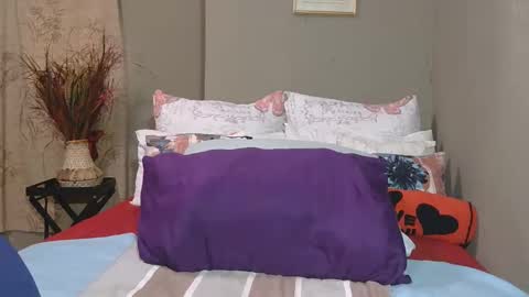 boniswa caroline online show from 16, 2, 2026