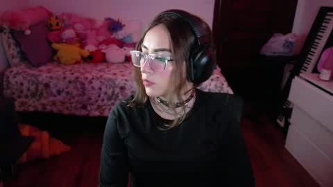 invisibledollx online show from 5, 6, 2026