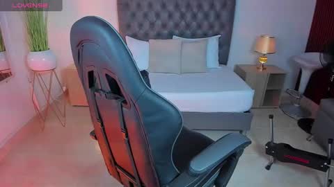 Snapshot of irantzu_hank chatting on 11, 3, 2025 Irantzu online show from 11, 3, 2025