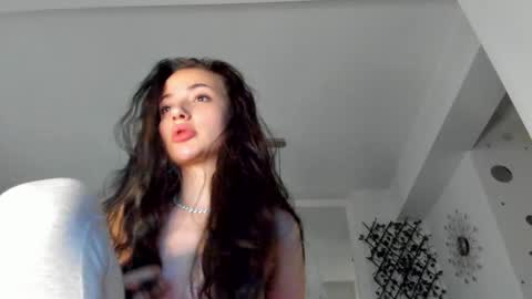 Ir s room online show from 20, 12, 2024