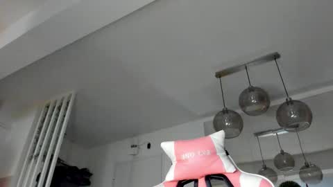 Ir s room online show from 25, 10, 2025