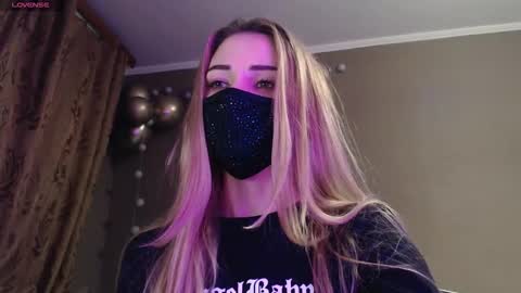 Lily online show from 16, 11, 2025