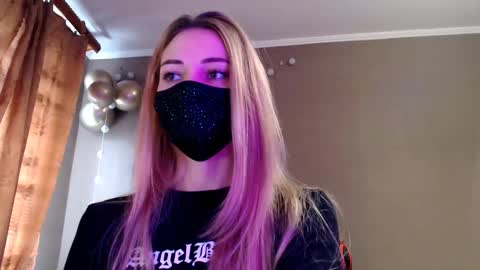 Lily online show from 26, 11, 2025