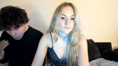 Snapshot of iris_roslin chatting on 24, 6, 2026 Iris 3 online show from 24, 6, 2026