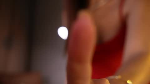 Iris online show from 18, 4, 2026