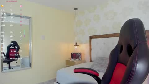 Iris  online show from 8, 11, 2025